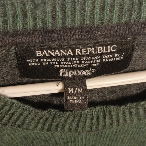 Banana Republic Garden Green M Sweater * made with exclusive fine Italian yarn - Picture 2 of 3
